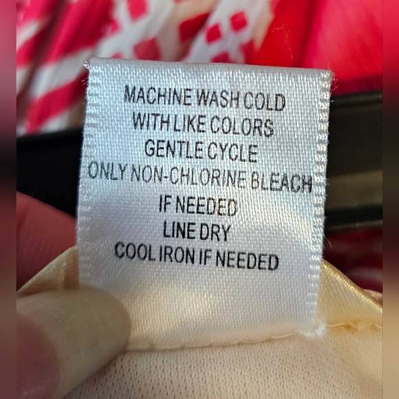 Studio Y Women's Red & White Chiffon Layered Halter Top, Adjustable Strap, SMALL - Picture 11 of 11